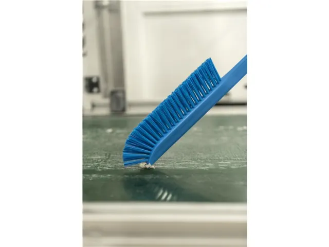 Vikan Hygiene precisieborstel lange steel 600mm medium vezels Blauw