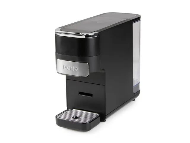 Cafetière 4 en 1 (Nespresso, Dolce gusto, dosettes, café moulu), noi