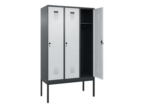 locker,HxBxD 2120x1200x500mm,3vak,vak B 400mm,draaigrendel