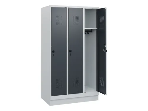 schoollocker,HxBxD 1630x900x500mm,3vak,vak B 300mm,draaigrendel,sokkel