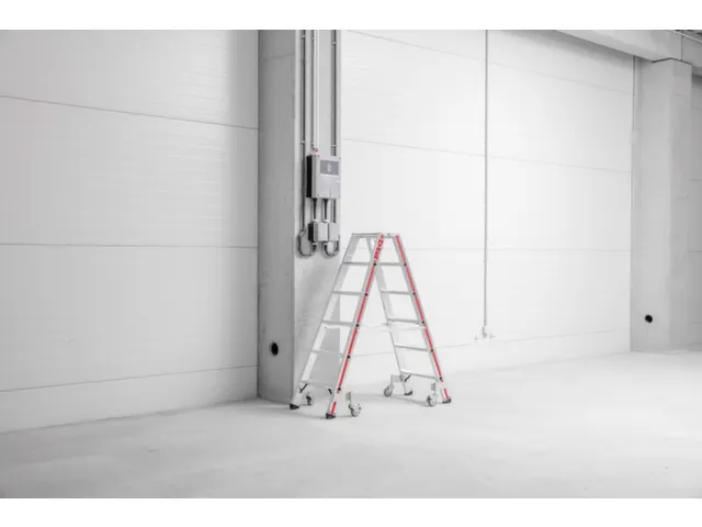 escabeau sur roulettes,double face,2x6marches,Hauteur 0,92m