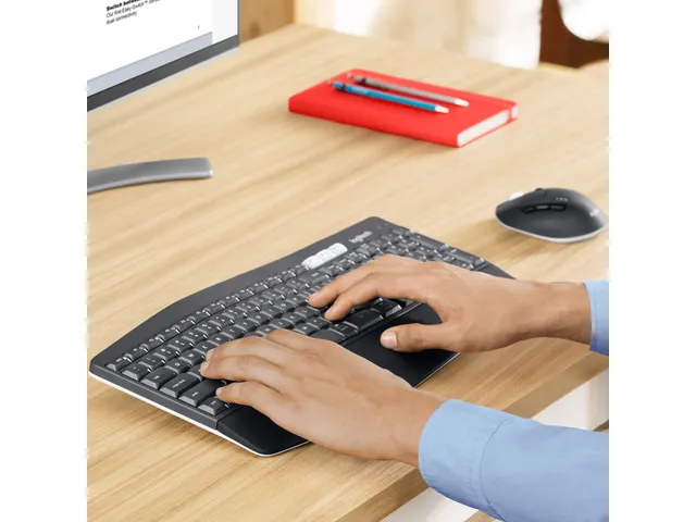 Logitech MK850 Performance Draadloos toetsenbord QWERTZ en muis