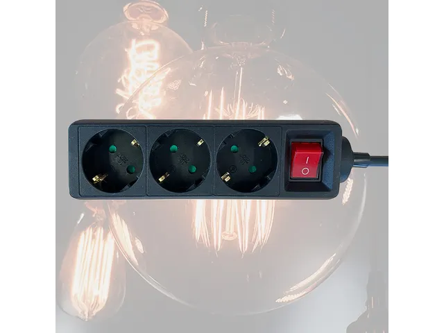 Stekkerdoos BRASQ 3 voudig 1.4 meter zwart