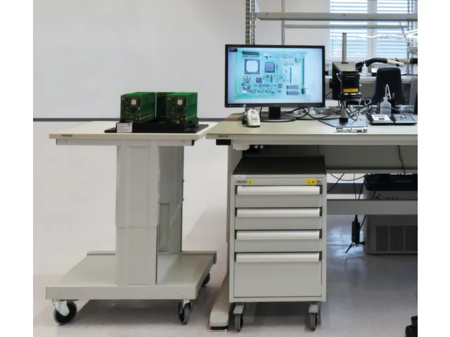 bijzettafel,HxBxD 650-900x500x700mm,blad grijs,RAL7035,2legborden