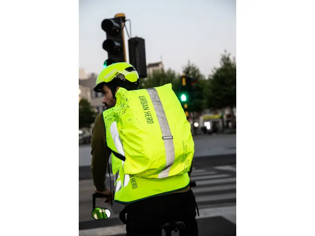 Urban Hero Tashoes Geel Reflecterend 30-35 liter