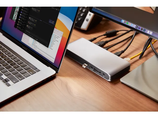256GB DataTraveler Micro 200MB/s Metal USB 3.2 Gen 1
