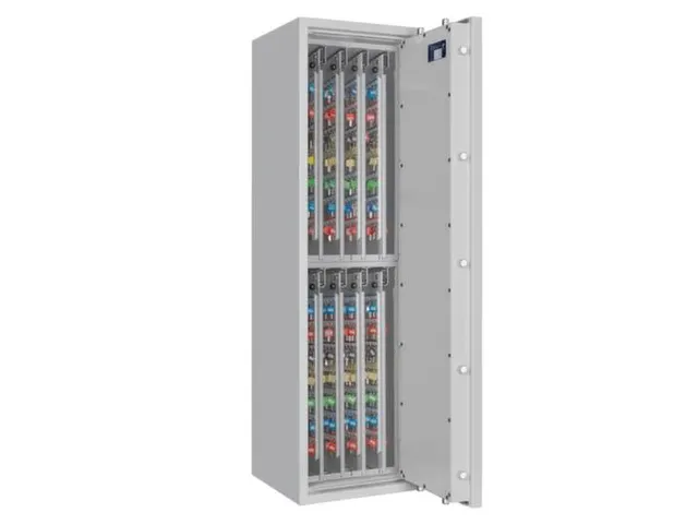 sleutelkluis,HxBxD 1400x400x420mm,896haak,romp RAL7035,front RAL7035