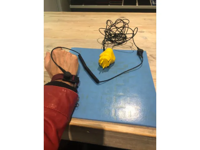 ESD aardingsstekker,v. ESD aardingsstekker