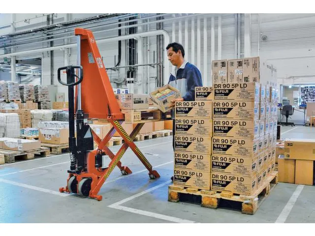 elektrische schaarhefwagen,draagverm. 1000kg,vork L 1190mm