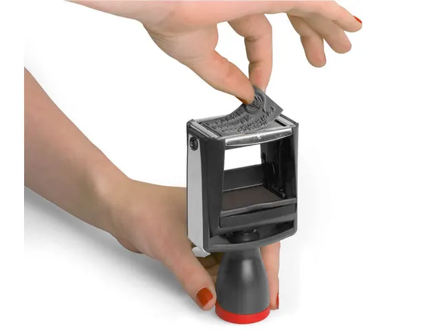 Tekststempel Colop 2300 +bon 7regels 44x29mm zwart