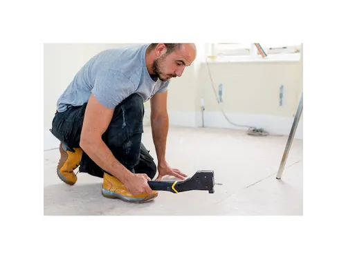 Fatmax lichtgewicht niethamer met auto-lock FMHT81394-9