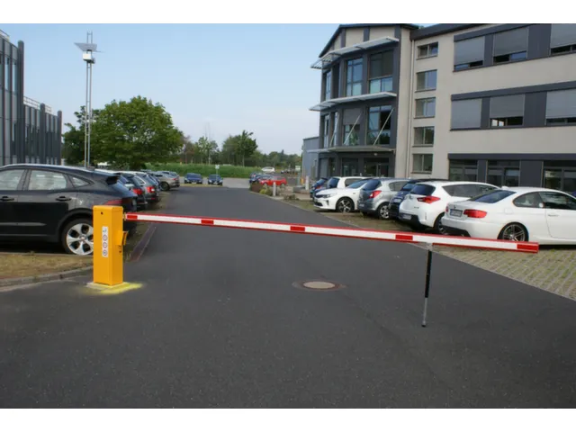 elektrische kast,m. Pendelsteun,lichte B 4m,boom aluminium wit/rood