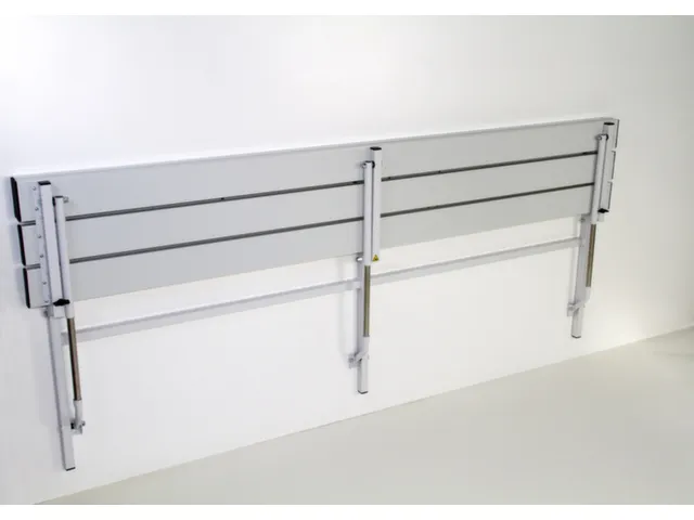 banc pliable,HxLxP 780x2000x380mm,barres alu,structure acier RAL7035