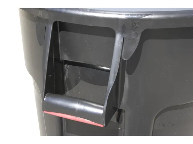 Ronde Brute Utility Container 166.5 Liter Grijs Rubbermaid