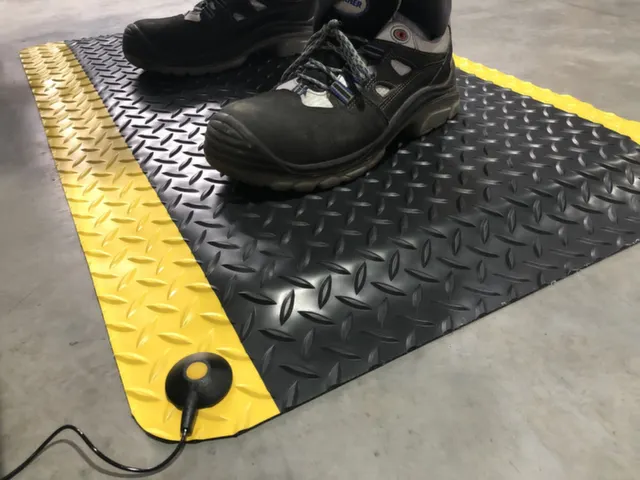 Set antivermoeidheidsmatten,mat,ESD,1xmat,2xdrukknop,1xaardingskabel