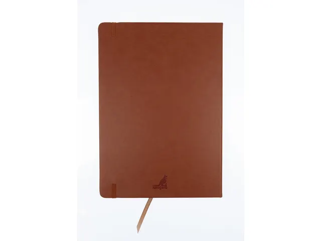 Schetsboek Kangaro A4 cognac PU HC 80 vel 140gr roomwit met elastiek e