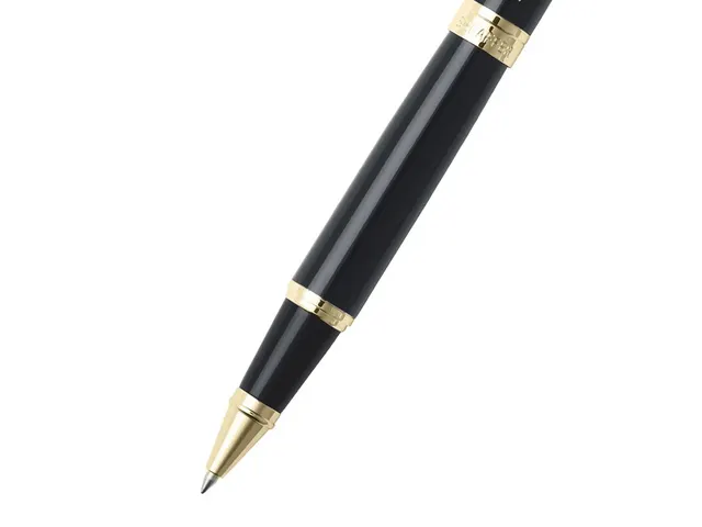 Rollerball SHEAFFER 300 E9325 Glossy black gold tone