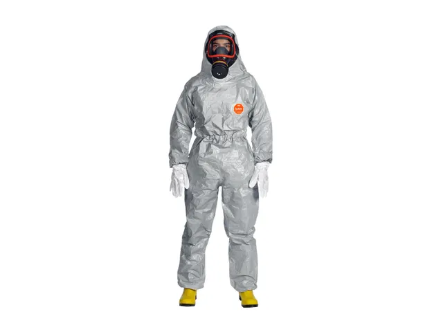 DuPont Tychem 6000 F FaceSeal overall - XXL