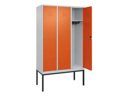 locker,HxBxD 2120x1200x500mm,3vak,vak B 400mm,cil.-slot,voetonderstel