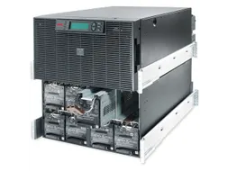 APC Smart-UPS On-Line SURT15KRMXLI - 15KVA, 8x C19, USB, 3 fase uitgan