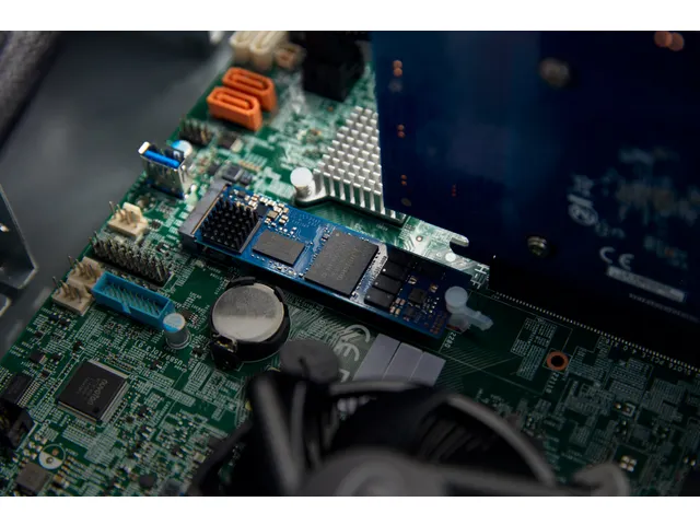 480G Dc2000B M.2 4.0 M.2 2280 Ssd