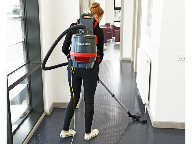 Rugstofzuiger RSV150 met kit AA30E