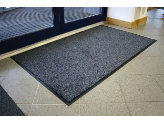 schoonloopmat,HxLxB 9x850x600mm,moeilijk ontvlambaar,nylon,zwart/staal