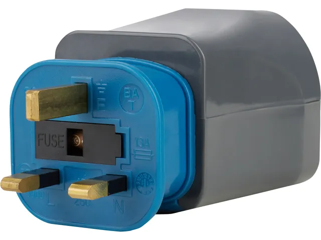 Reisstekker Brennenstuhl adapter wereld 150 landen met aarding zwart