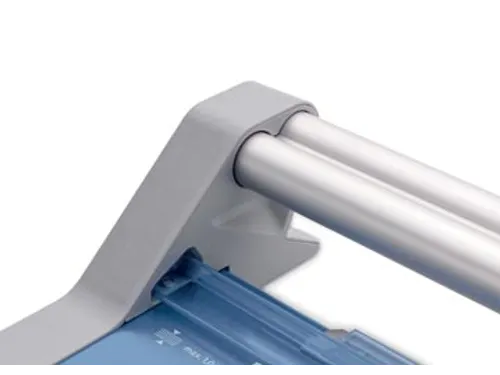 rolsnijmachine 556 voor ft A1, capaciteit: 10 vel