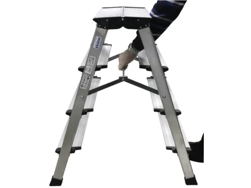 Vouwtrapje Aluminium H 650Mm Aan Beide Zijden Te Gebruiken 2X3Treden