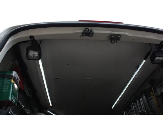 Werkplaatslamp,V. Hefplatforms Voor Motorvoertuigen