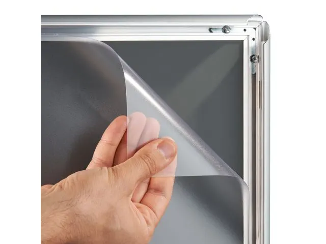 kliklijst A3 25mm zilver is een functionele wissellijst van aluminium.