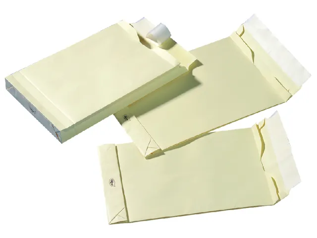 Envelop Quantore Monsterzak 230x350x38mm 170gr Zelfklevend Creme