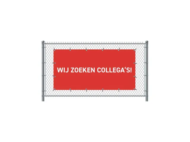 Hekwerkbanner 200x100 cm Rood met Franstalige Print Nous Recrutons