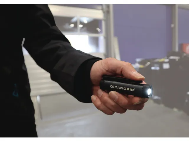 Draagbare werklamp,COB-led,75-150lumen,spot 100lumen,clip