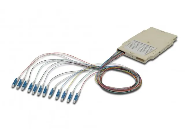 Cassette épissure fibre optique 12x LC (UPC) pigtails SM OS2 09/125µ