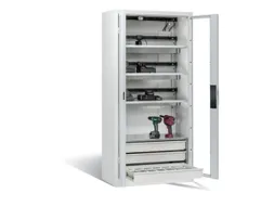 acculaadkast 1950x930x500mm 15stekkerdozen 230V ventilator fr. RAL7035