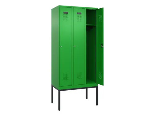 locker,HxBxD 2120x900x500mm,3vak,vak B 300mm,cil.-slot,voetonderstel