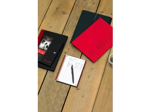 Notitieboek Oxford Black n' Red A4 96vel lijn zwart