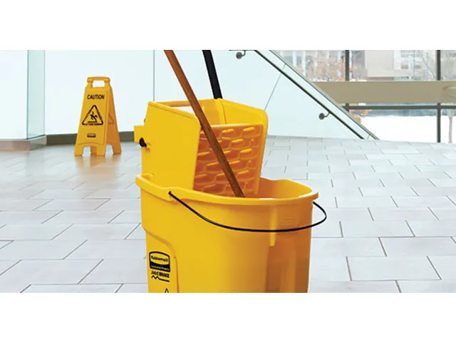 Combo WaveBrake à presse latérale, Rubbermaid