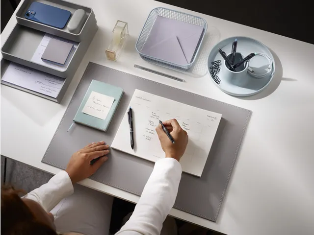 Rollerpen PILOT friXion Ball Plus medium zwart