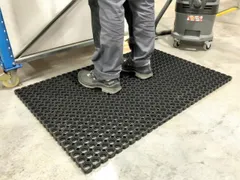 werkplekmat,mat,HxLxB 22x1500x1000mm,natuurrubber,geperforeerd