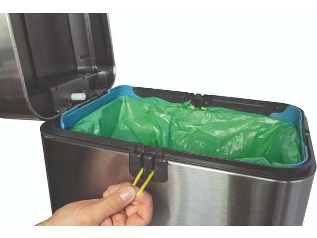 Pedaalemmer MAUL Wing 40 liter met vlinderdeksel rvs