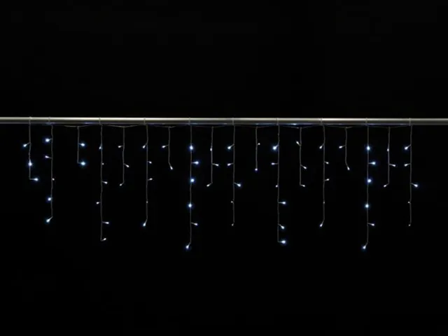 Cascade Light LED - 2 x 0,6m - 72 Witte Lampen - Transparant Draad -