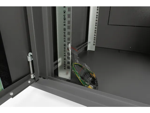 Armoire serveur murale Dynamic Basic 7U 600x600mm RAL9005