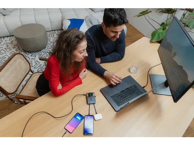 Charge 'n' Go Power Bank Magnetisch draadloos opladen 10.000mAh Grijs