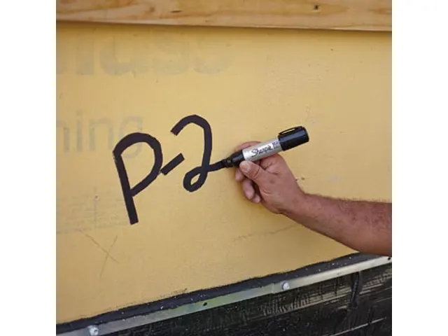 Pro Magnum Permanent Marker Beitelpunt Zwart