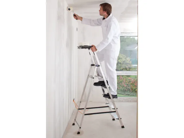 trapladder,eenzijdig,5treden,bordes m. antislip elementen,balk L 1,8m