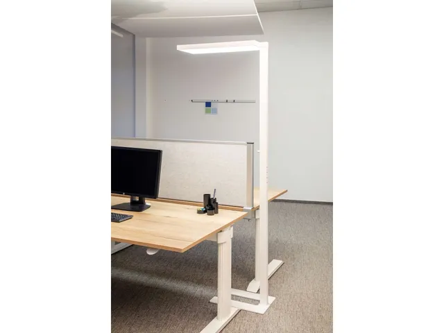 Vloerlamp LED MAULjura Dimbaar Wit