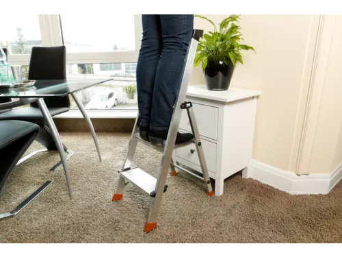 trapladder,eenzijdig,2 XXL treden,balk L 1m,aluminium